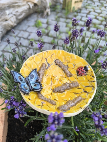 Steck-Insektentränke, maisgelb - VERKAUFT