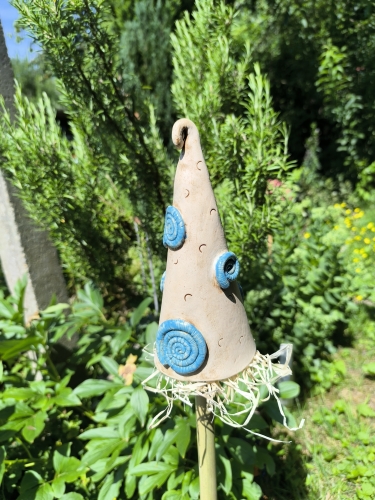 Preview: Ohrwurmhaus, Käferzipfel, Insektenhotel, Zaunhocker , Schnecken