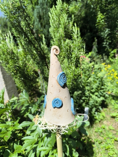 Ohrwurmhaus, Käferzipfel, Insektenhotel, Zaunhocker , Schnecken