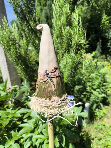 Ohrwurmhaus, Käferzipfel, Insektenhotel, Zaunhocker - Libelle