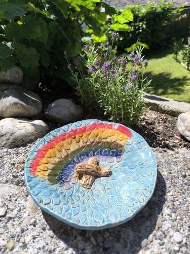 Bodentränke Regenbogen für Vögel Igel & Co.