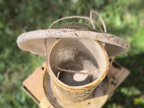 Vogelfuttersäule grün-braunD