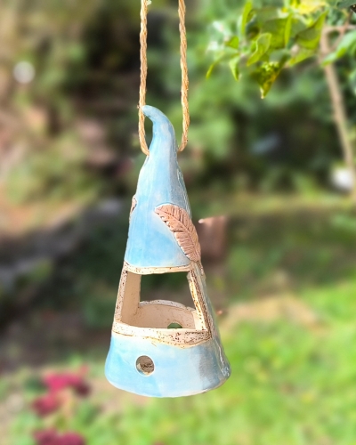 Preview: Vogelfuttertürmchen "Feder" Keramik, handgearbeitet