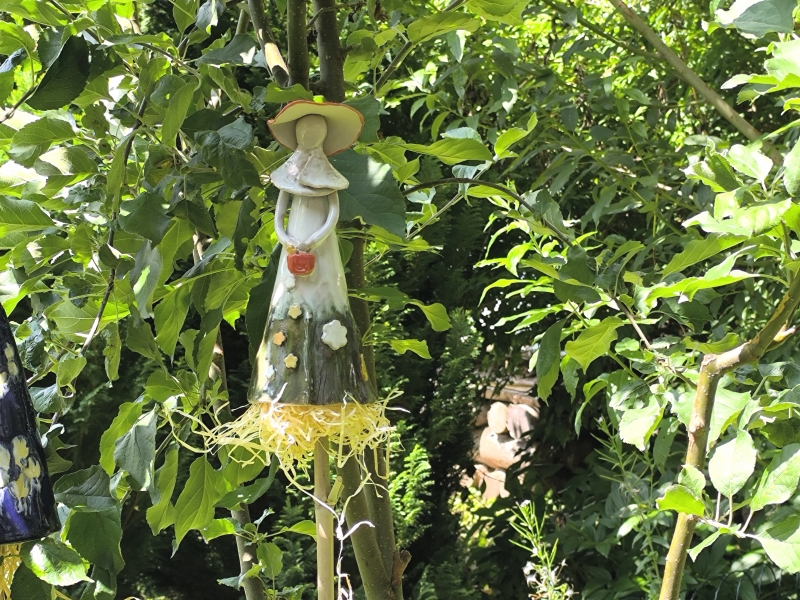 Blumenmädchen Käferzipfel, Ohrwurmhaus, Beetstecker, Zaunhocker