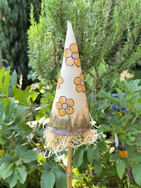 Käferzipfel, Ohrwurmhaus, Insektenhotel, Zaunhocker